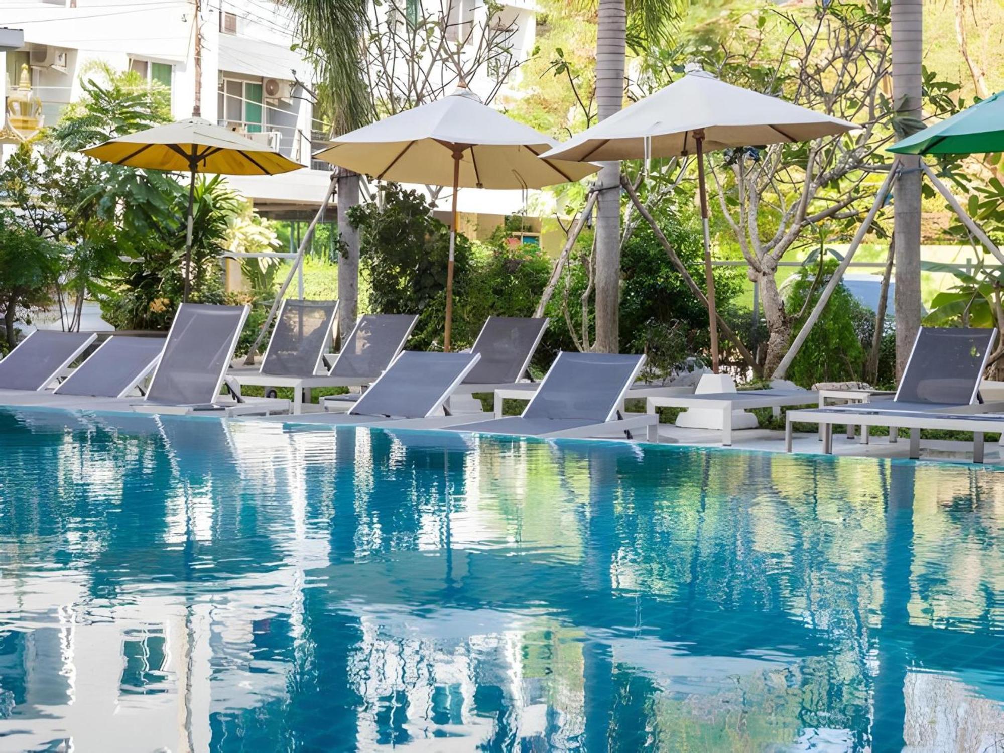 Capital O I-talay Hotel